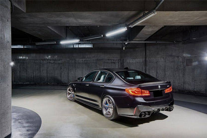 Faldón trasero de fibra de carbono estilo BMW F90 M5 D3 (2018-2023) con tapas