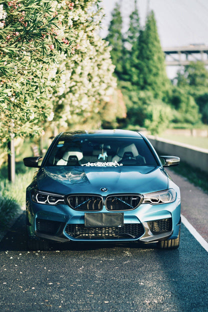 Carbonado 2018-2020 BMW F90 M5 And Competition MP Style Carbon Fiber Front Splitters (NOT LCI)