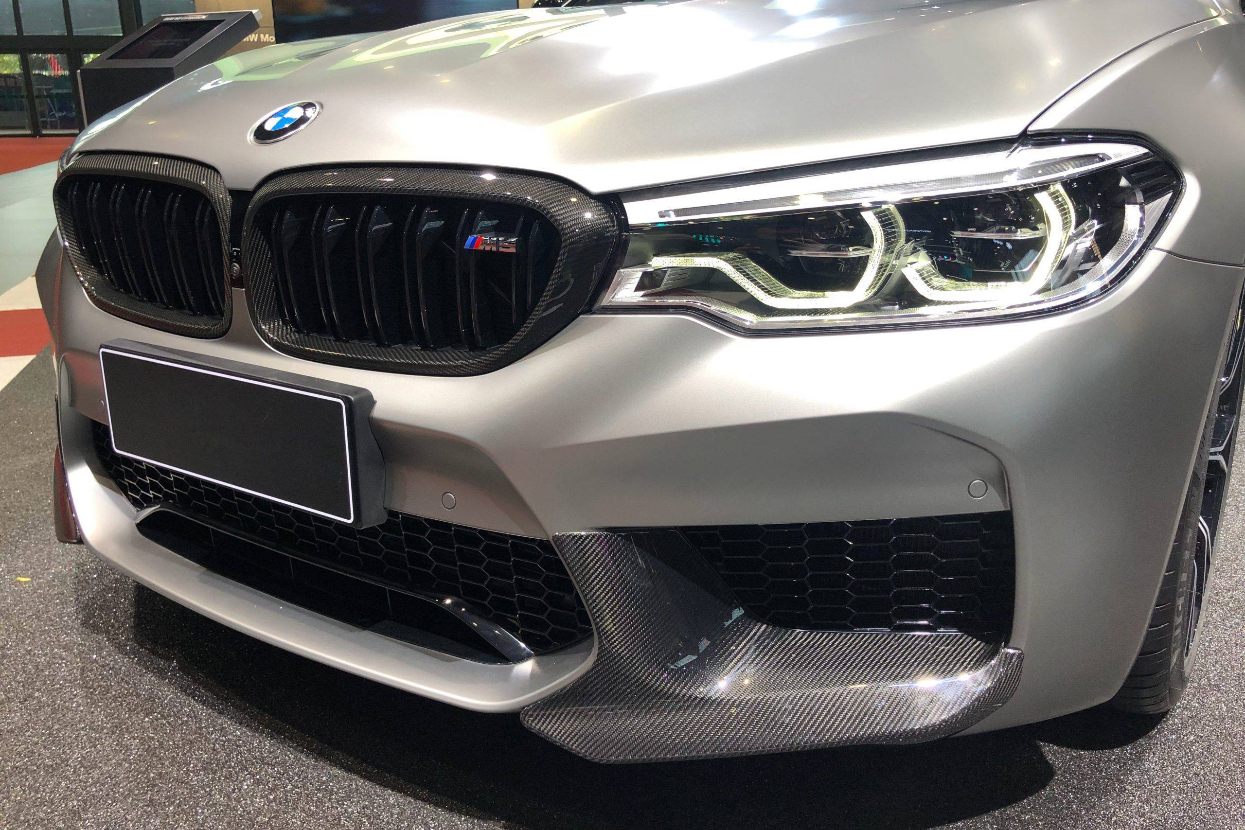 Carbonado 2018-2020 BMW F90 M5 And Competition MP Style Carbon Fiber Front Splitters (NOT LCI)