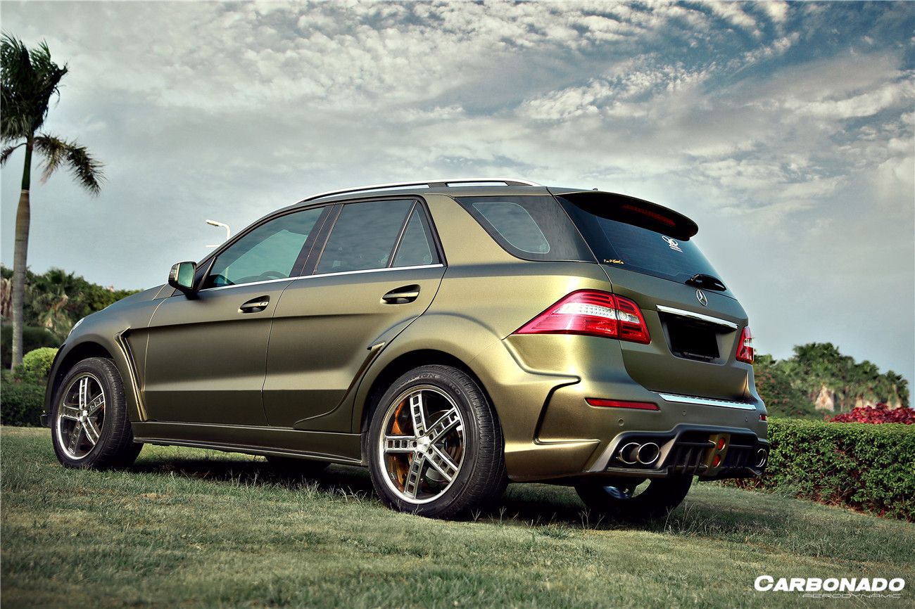 Carbonado 2012-2015 Mercedes Benz W166 ML WD Style Full Wide Body Kit | Fits ML350, ML550