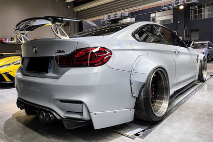Carbonado DE Style Carbon Fiber Rear Caps | 2014-2020 BMW M4