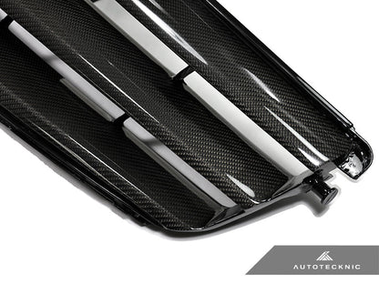 Parrilla delantera de fibra de carbono de repuesto AutoTecknic - Mercedes Benz W204 Clase C Sedán (2008-2013) (ATK-MB-0168-CF)