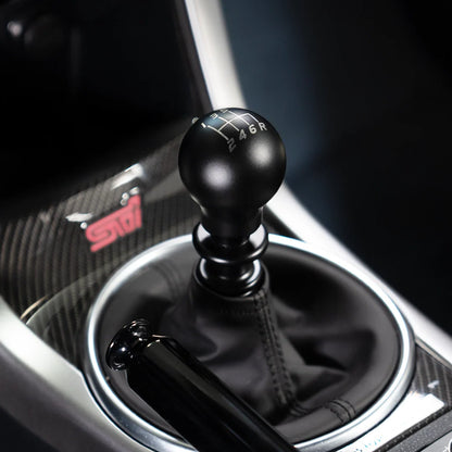 Perilla de cambio con peso Billetworkz - Grabado de velocidad de 6 velocidades - Subaru WRX 2015-2025