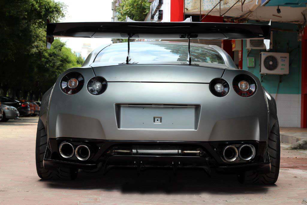 Carbonado 2008-2023 Nissan GTR R35 CBA    DBA    EBA DE Style Rear Diffuser