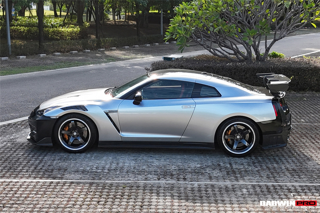 DarwinPRO 2024-Nismo Style Carbon Fiber Side Skirts | 2008-2023 Nissan GTR R35