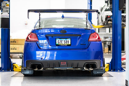 Luces traseras OLM Evolution - Lente transparente, base roja, barra blanca - Subaru WRX/STI 2015-2021
