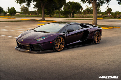 Faldones laterales de fibra de carbono estilo DM para Lamborghini Aventador LP700 Coupé Roadster Carbonado 2011-2016