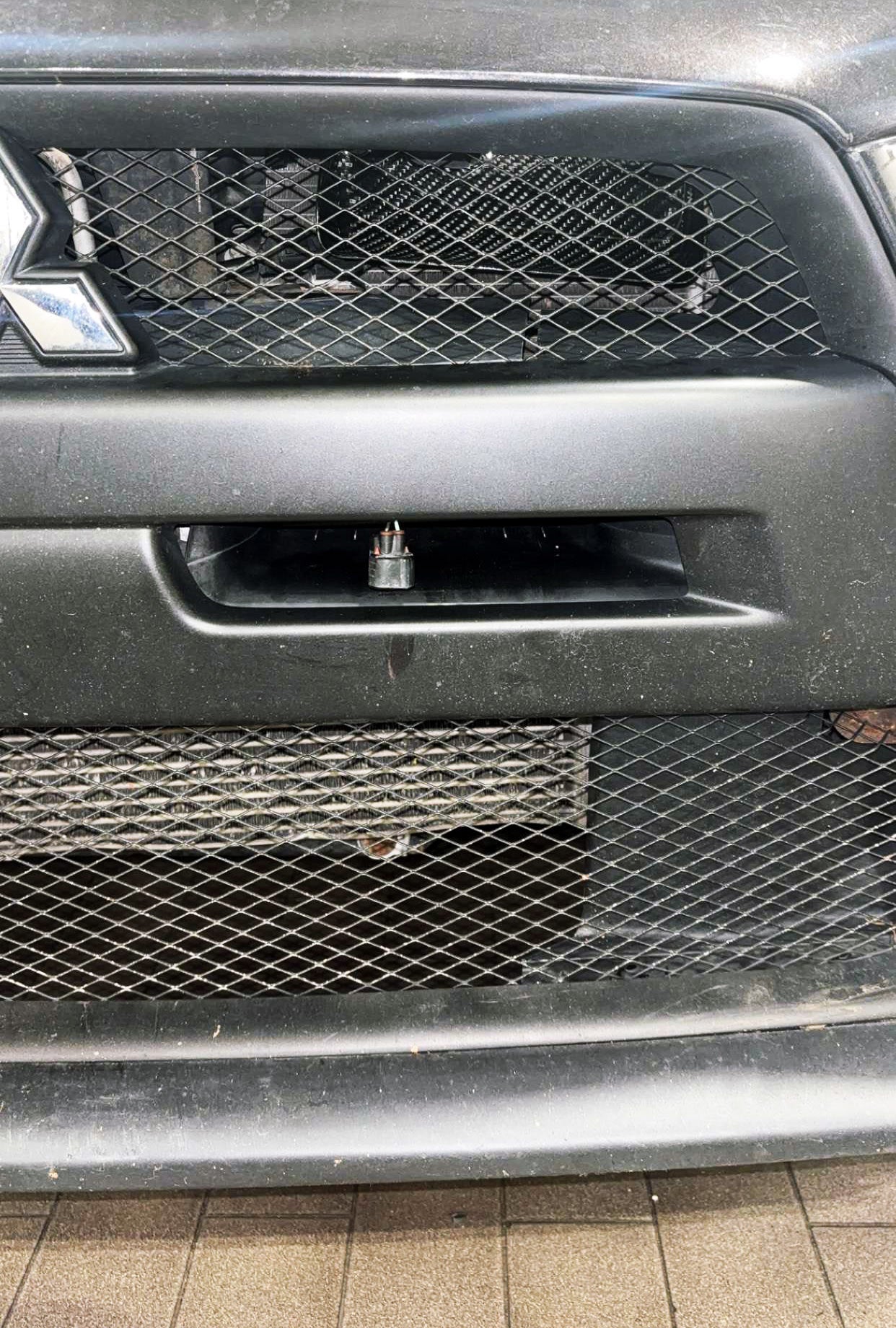 Rexpeed Carbon Fiber Grille Intake (Evo X)