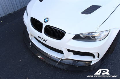 Divisor de viento delantero de fibra de carbono APR (BMW E92 M3)