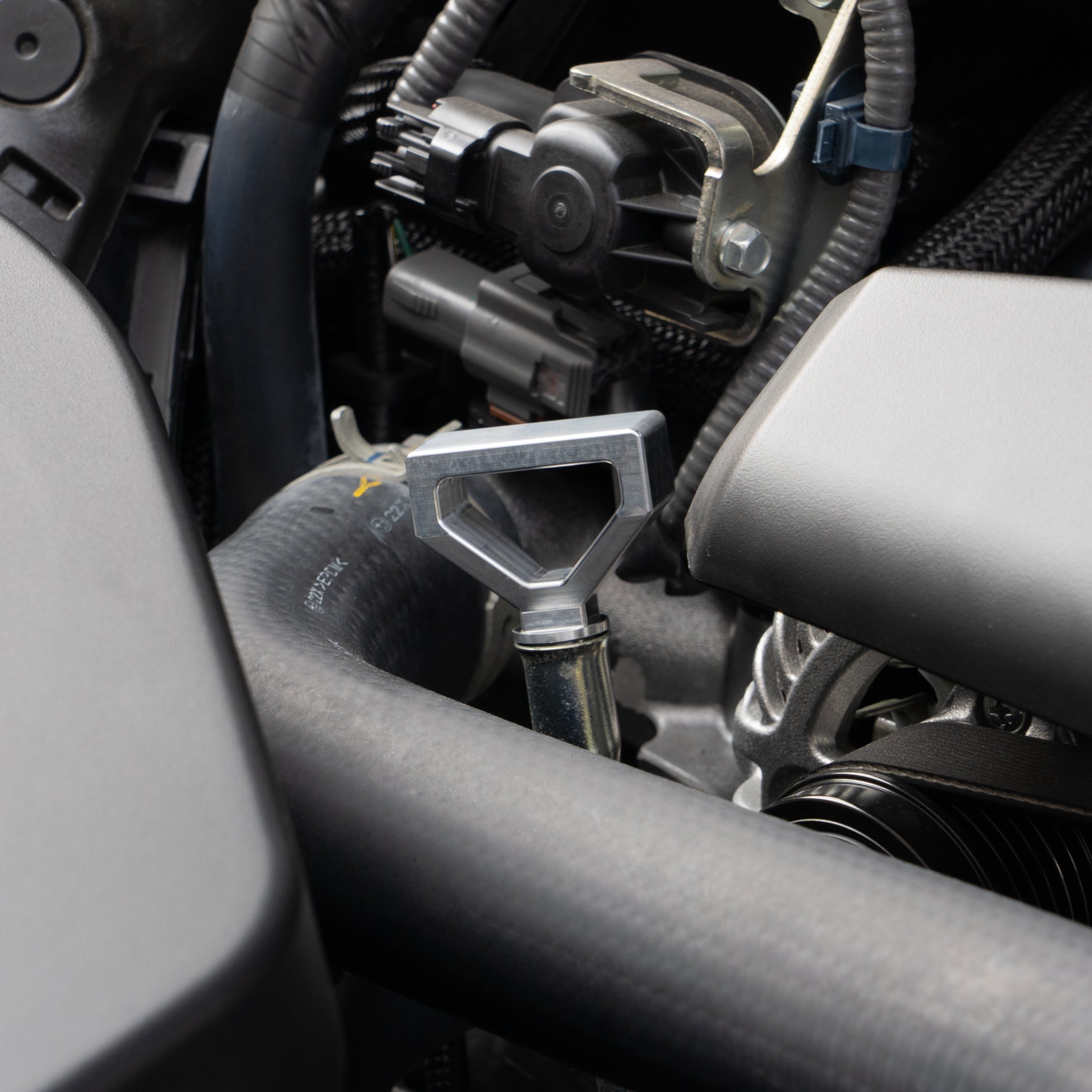 Tapas del compartimento del motor Billetworkz (Subaru Legacy GT 2005-2009)