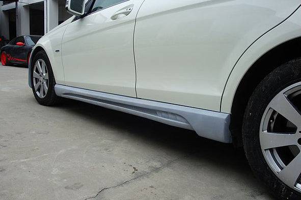 Carbonado 2008-2014 Mercedes Benz W204 C Class DE Style Side Skirts