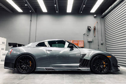 Carbonado VA Style Side Skirts | 2008-2023 Nissan GTR R35