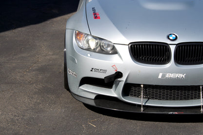 Faldones laterales de fibra de carbono APR para parachoques delantero (BMW E92 M3)