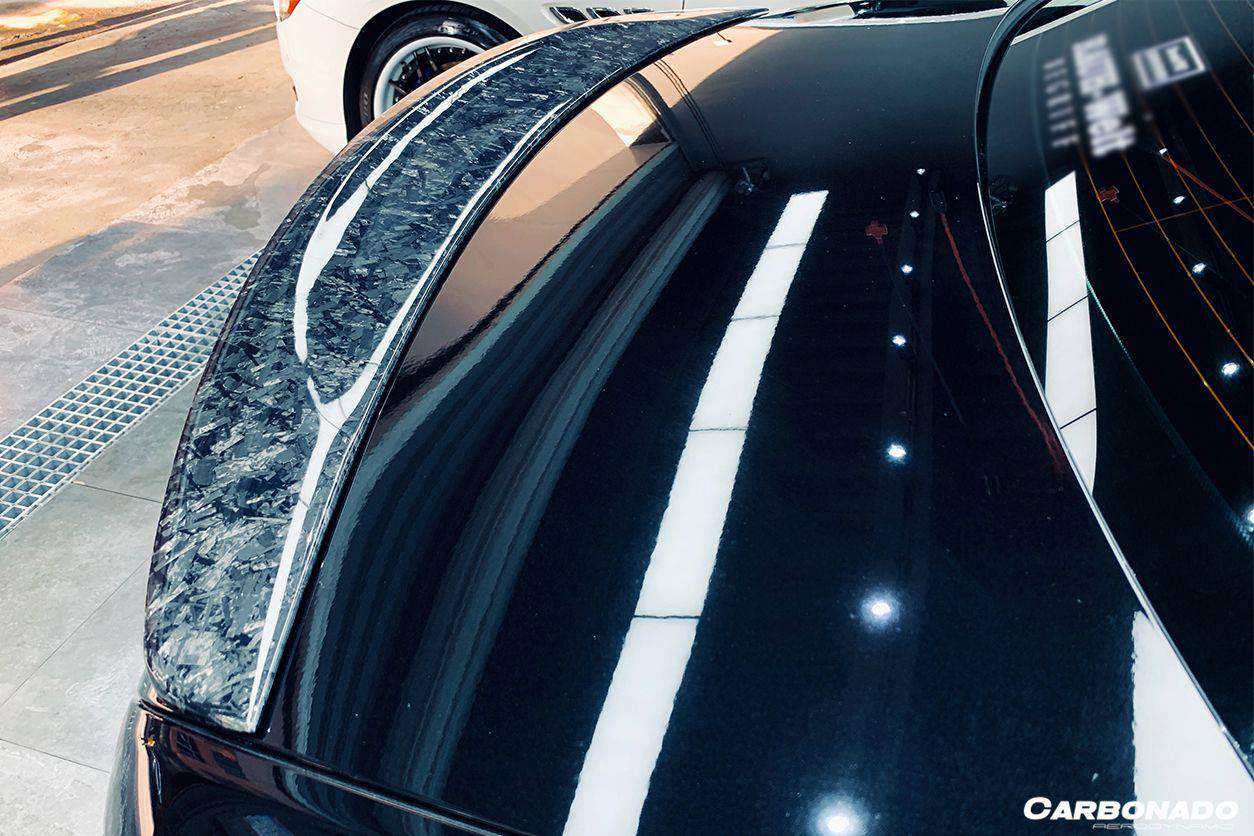 Alerón de maletero de fibra de carbono estilo Carbonado para Mercedes Benz S63 Clase S W222 Sedán RT (2014-2020)