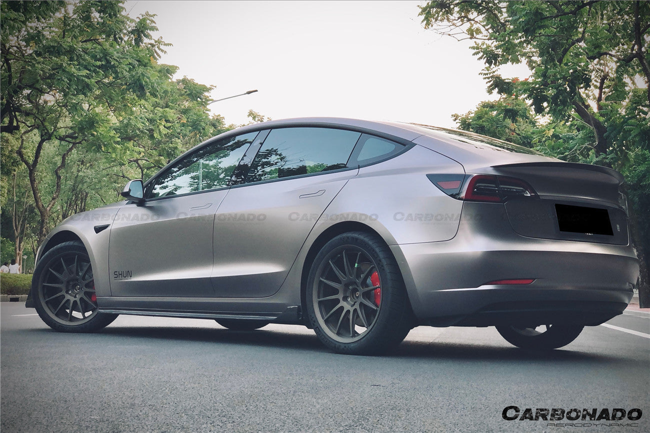 Carbonado 2017-2023 Tesla Model 3 VRS Style Carbon Fiber Side Skirts