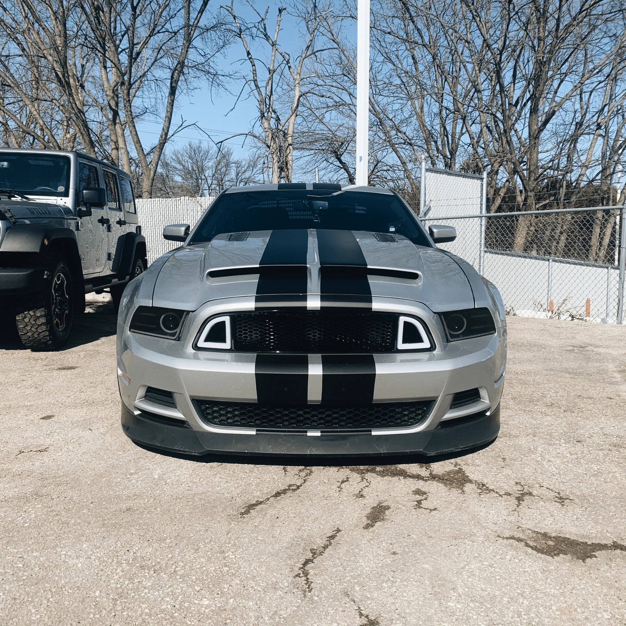 Parrilla RGB estilo NTXGlow RTR (Ford Mustang 2013-2014)