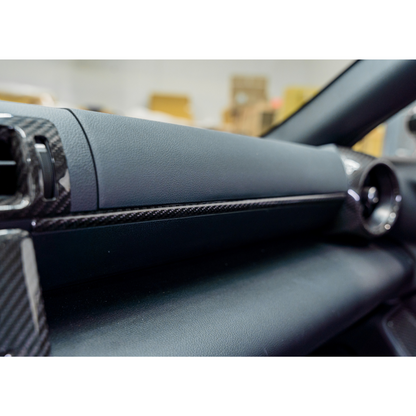 Cubierta de fibra de carbono seca para el tablero del pasajero JDMuscle 22+ BRZ/GR86 Tanso