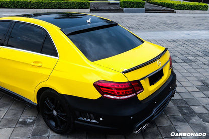 Alerón de maletero de fibra de carbono estilo L para Mercedes Benz Clase E W212 Carbonado 2010-2016