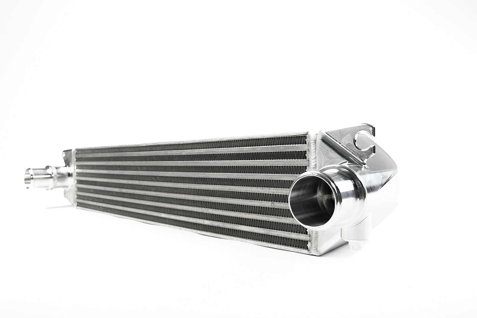 Intercooler de montaje frontal (FMIC) de 6 pulgadas de la serie OTL Performance Race - Toyota GR Corolla 2023+