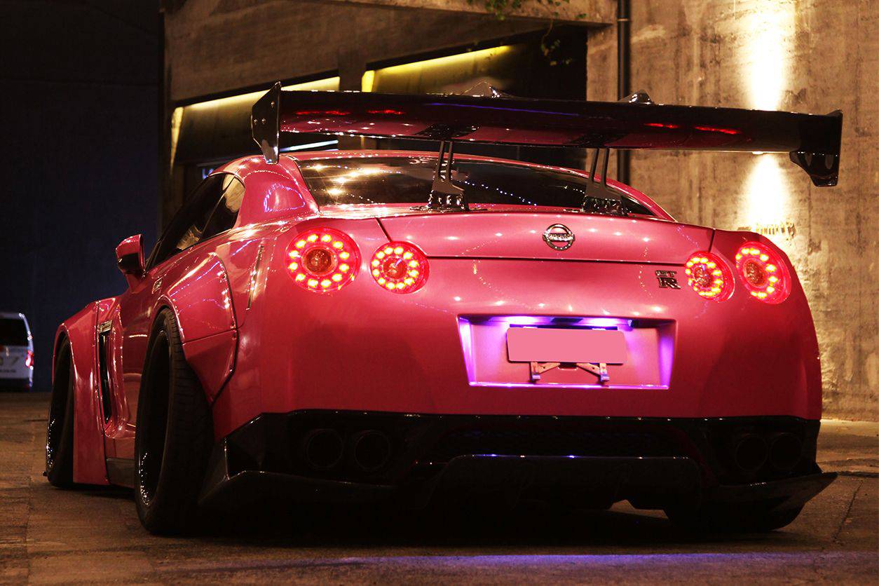 Carbonado DE Style Trunk Spoiler | 2008-2023 Nissan GTR R35
