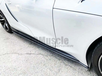 Faldón lateral estilo MX de fibra de carbono JDMuscle Tanso (Toyota Supra 2020+)