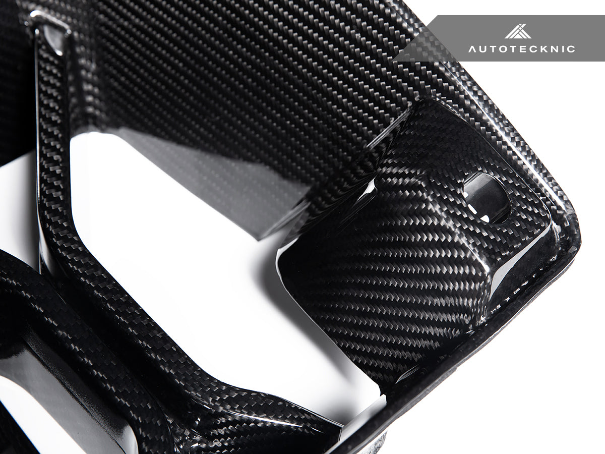 Juego de ventilación inferior para parachoques delantero AutoTecknic Dry Carbon Podium - G87 M2 