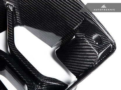 Juego de ventilación inferior para parachoques delantero AutoTecknic Dry Carbon Podium - G87 M2 