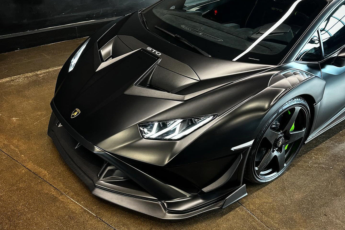 Carbonado Aero Autoclave Carbon Fiber Hood Vent Trim | 2021-2024 Lamborghini Huracan STO