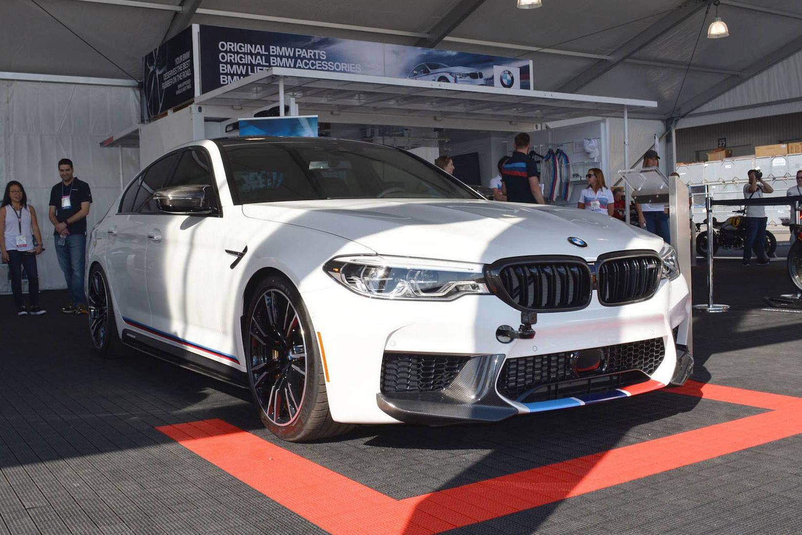 Carbonado 2018-2020 BMW F90 M5 And Competition MP Style Carbon Fiber Front Splitters (NOT LCI)