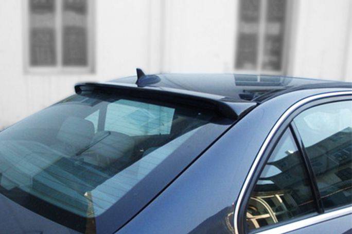 Carbonado 2008-2014 Mercedes Benz W204 C Class   C63 AMG Sedan BS Style Carbon Fiber Roof Spoiler
