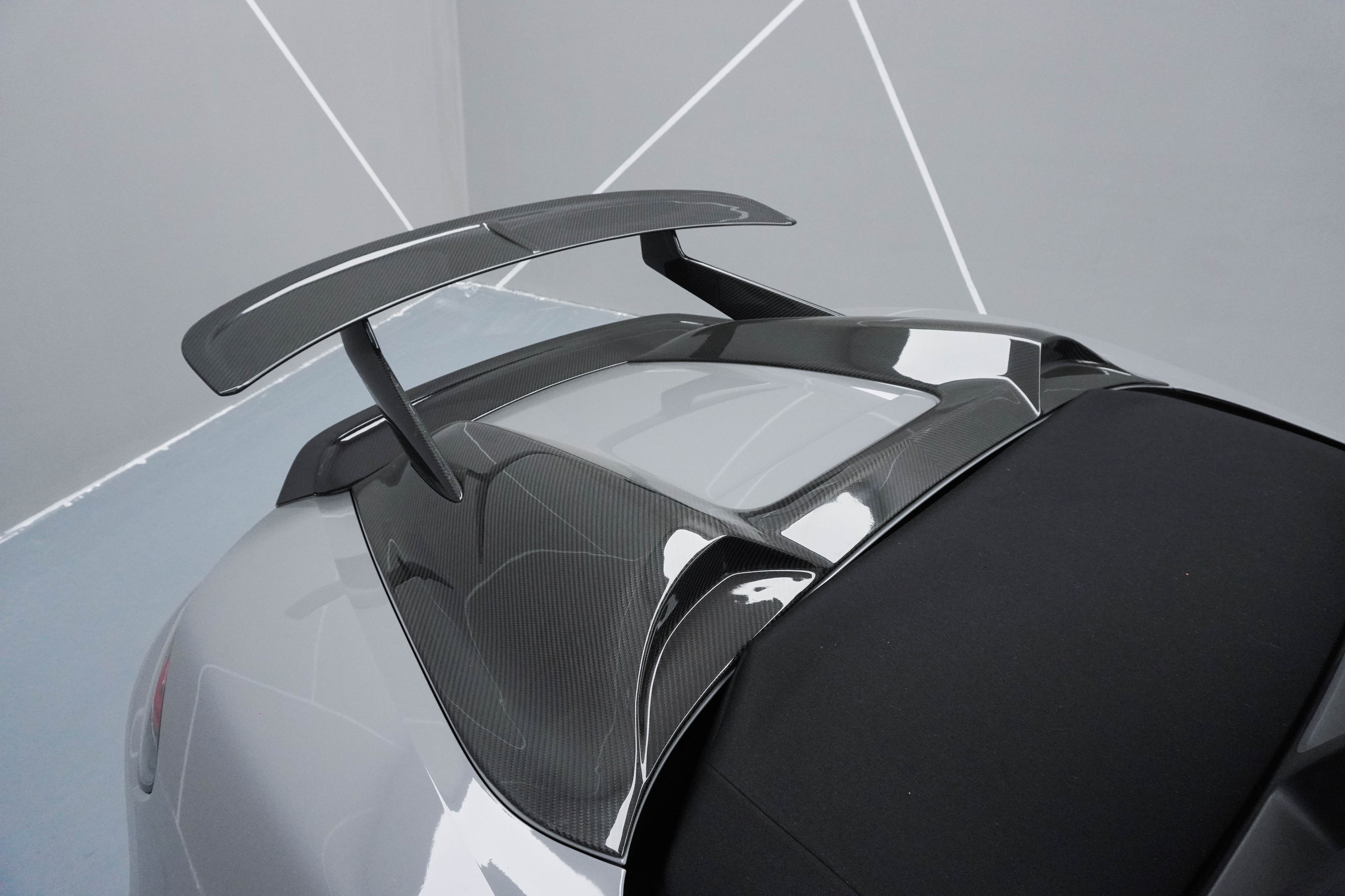 Carbonado 2012-2025 Porsche 718 981 Boxster HU Style Dry Carbon Fiber Hump Spoiler Wing