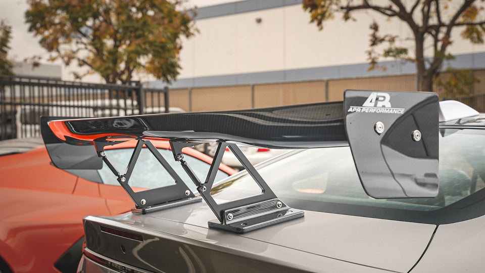 Alerón de fibra de carbono APR GTC 200 de 60,5" (Toyota GR86/Subaru BRZ 2022-2024)