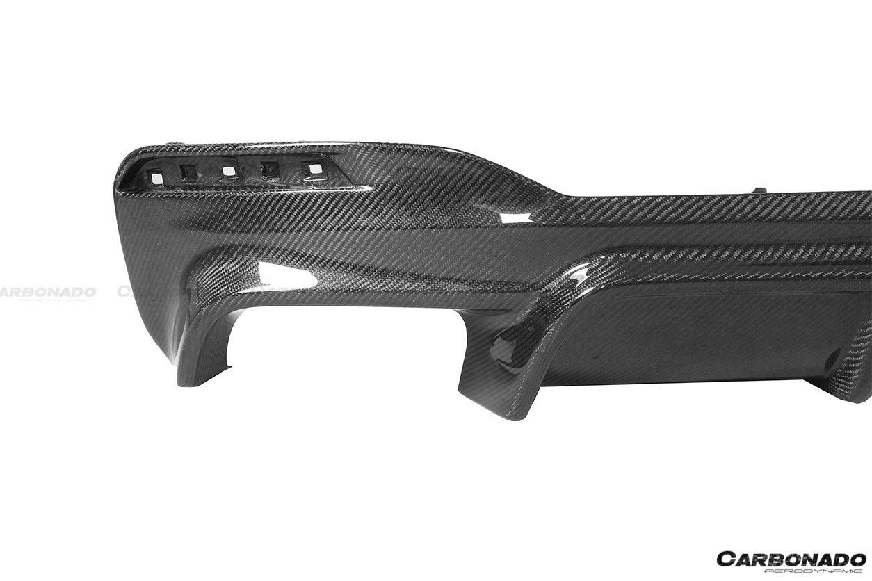 Carbonado 2017-2019 BMW 5 Series G30 G38 M-TECH ECC Style Carbon Fiber Rear Lip