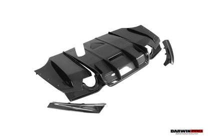 Borde trasero de fibra de carbono DarwinPRO 2013-2019 BMW Serie 3 F30 F35 M-Tech GV Style con bandeja inferior