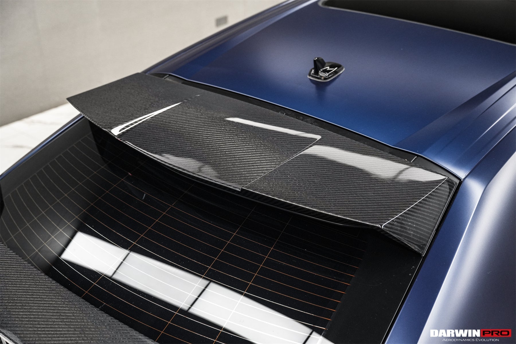 DarwinPRO 2018-2022 Lamborghini URUS BKSS Carbon Fiber Roof Spoiler