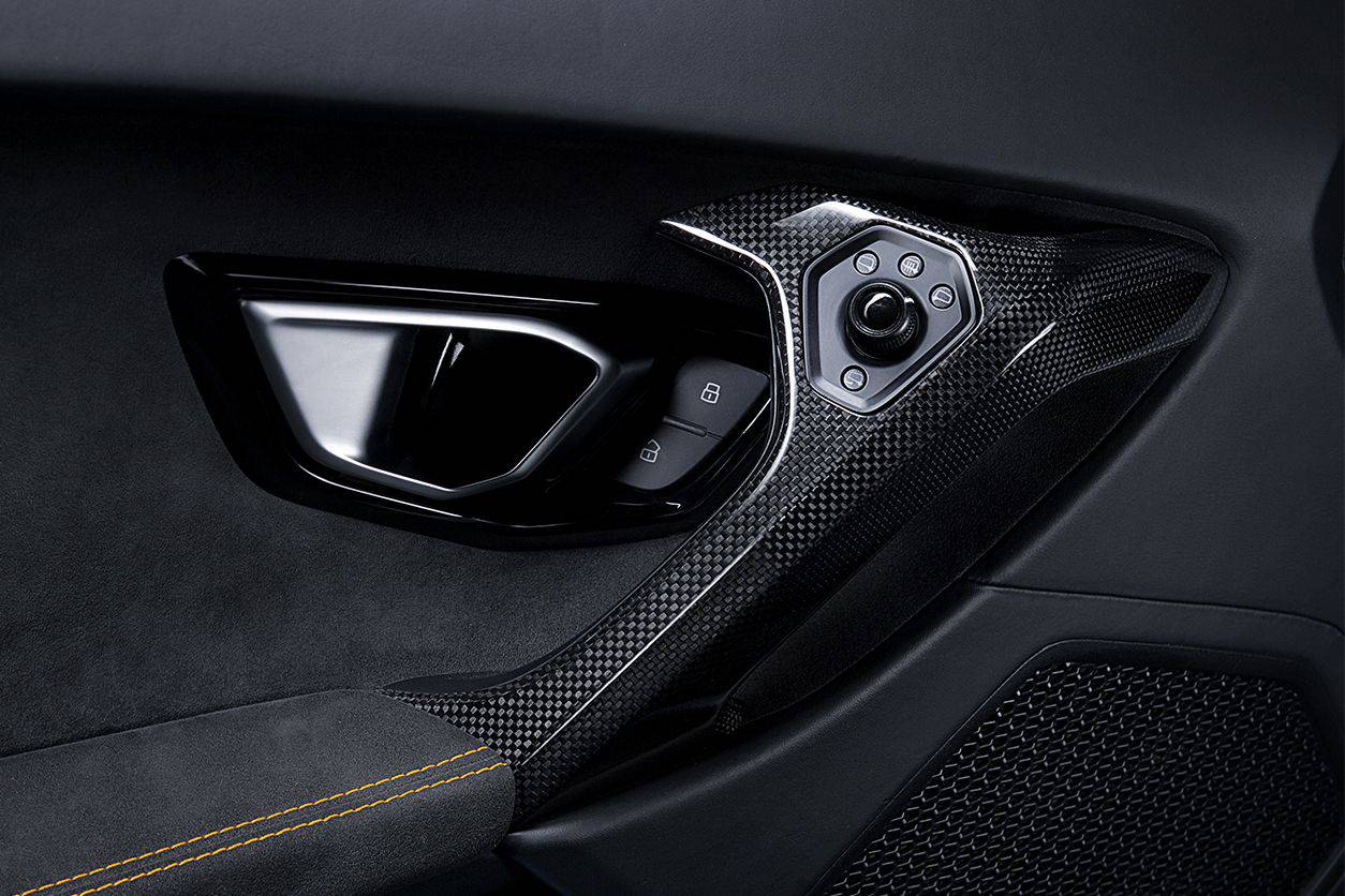 Carbonado 2015-2019 Lamborghini Huracan LP610  LP580  EVO OEM Style Autoclave Carbon Fiber Door Handle