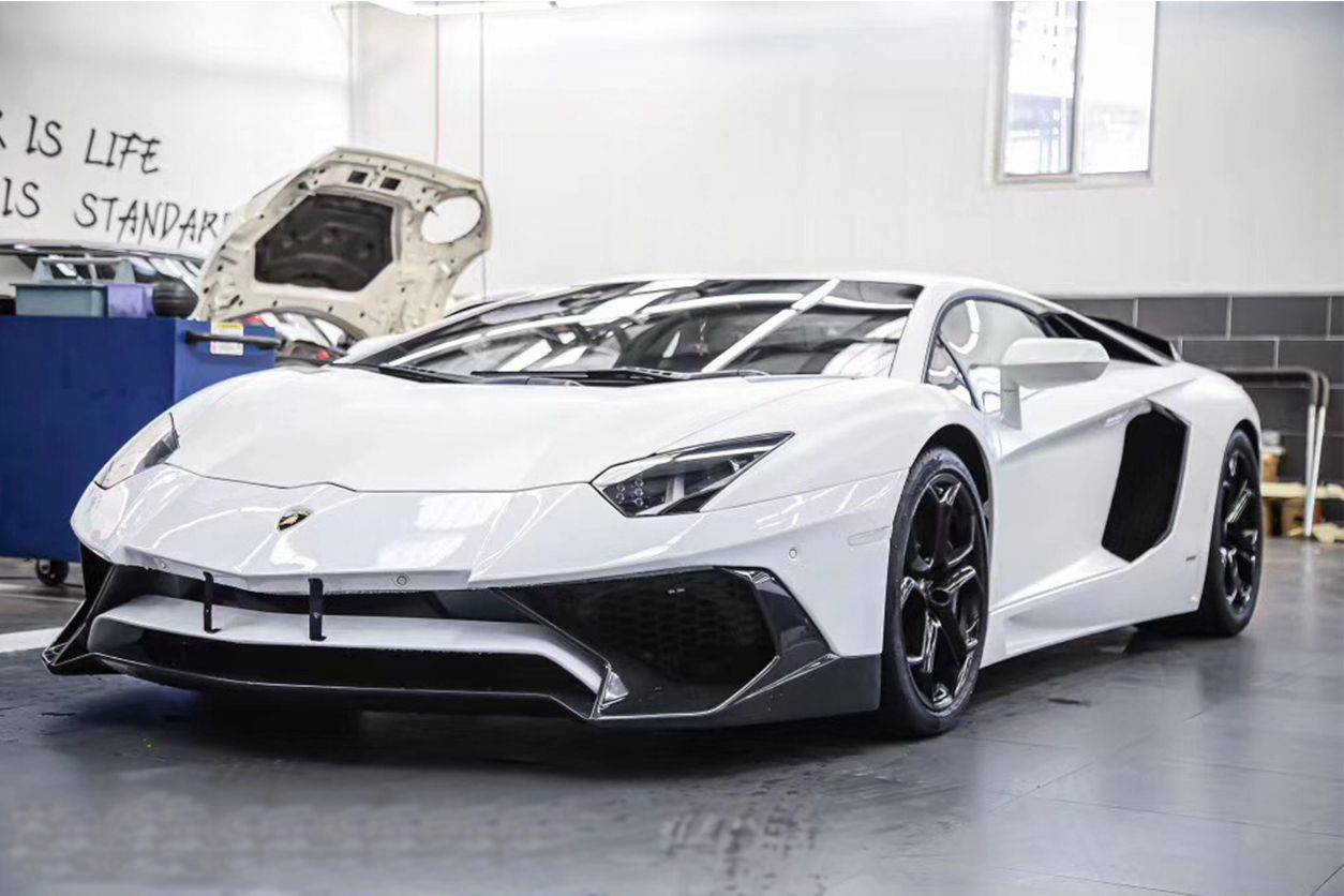 Carbonado 2011-2016 Lamborghini Aventador LP700 LP740 Coupe  Roadster SV Style Front Bumper