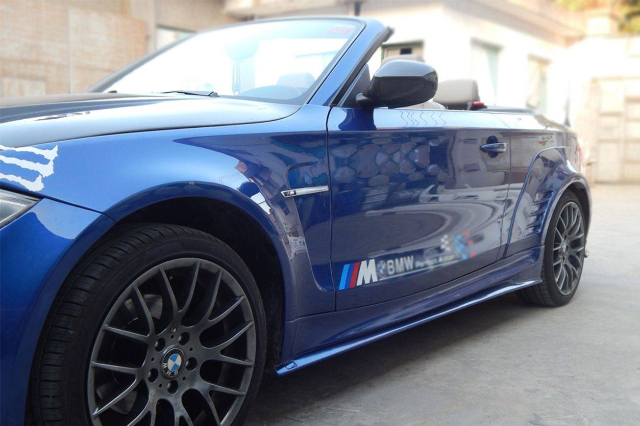 Carbonado 2008-2013 BMW E82 E88 1 Series RZ Style Side Skirts