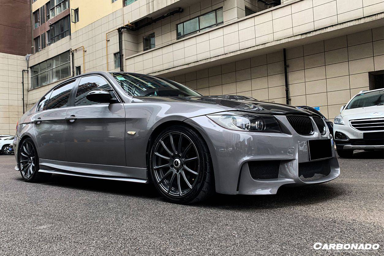 Carbonado 2008-2012 BMW 3 Series E90 1M Style Front Bumper with Lip Splitter