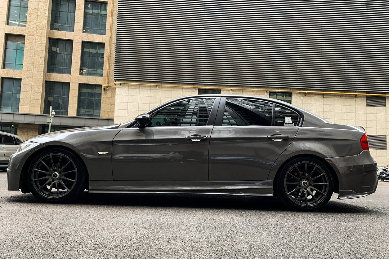 Carbonado 2006-2012 BMW 3 Series E90 1M Style Side Skirts