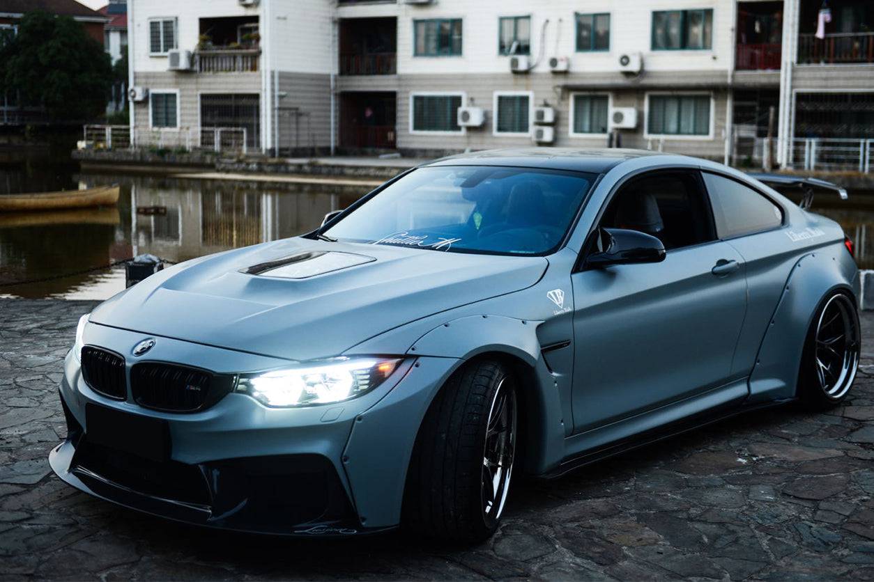 Carbonado 2014-2020 BMW F82 F83 M4 DE Style Parcialmente de Fibra de Carbono Aero - Kit Completo