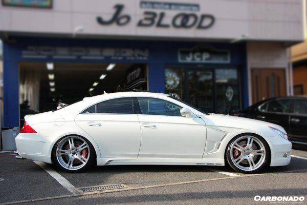 Carbonado Vb2 Style Fender | 2005-2009 Mercedes Benz W219 Cls Class