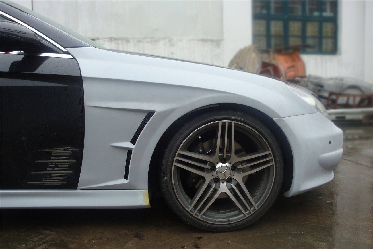 Carbonado Vb2 Style Fender | 2005-2009 Mercedes Benz W219 Cls Class