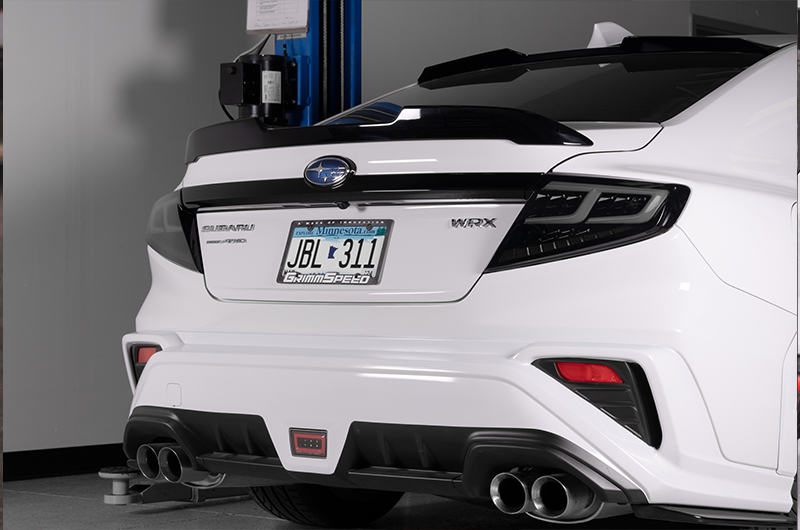 Luces traseras LED OLM Spec-AR (lente ahumada/base negra/barra blanca) - WRX 2022+