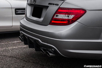 Faldón trasero de fibra de carbono estilo Mercedes Benz W204 C63 AMG RZ Carbonado 2012-2014