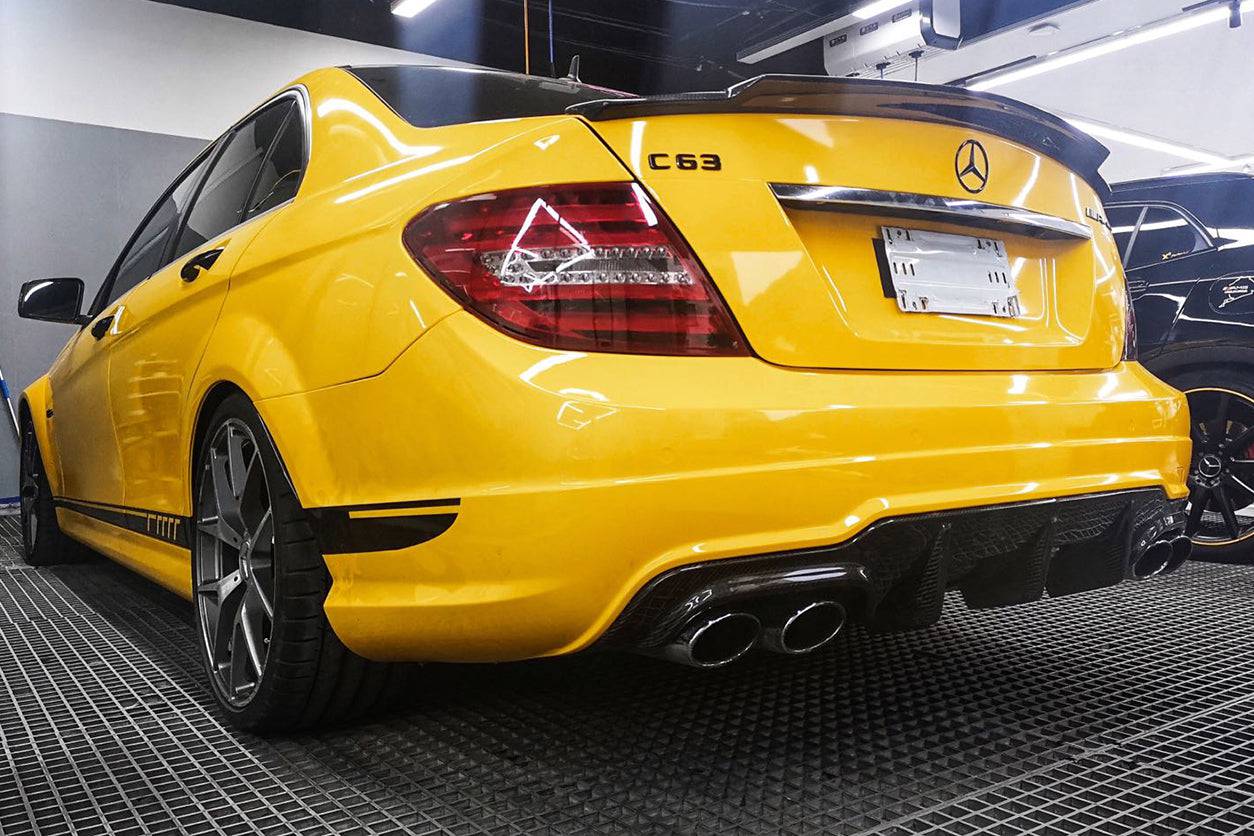 Faldón trasero de fibra de carbono estilo Mercedes Benz W204 C63 AMG RZ Carbonado 2012-2014