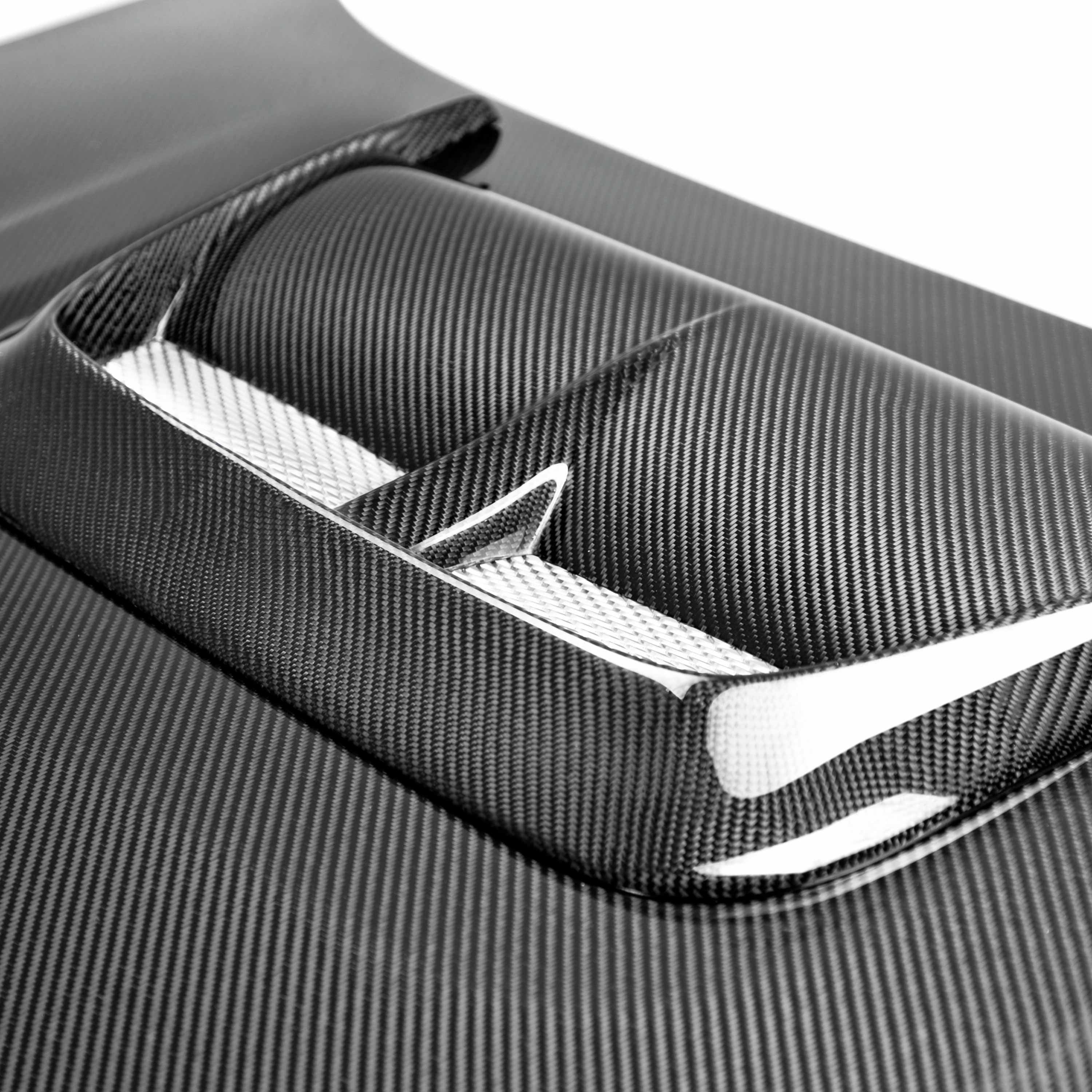 Seibon CW Carbon Fiber Hood (04-05 Subaru WRX/STi) (SEIHD0405SBIMP-CW)