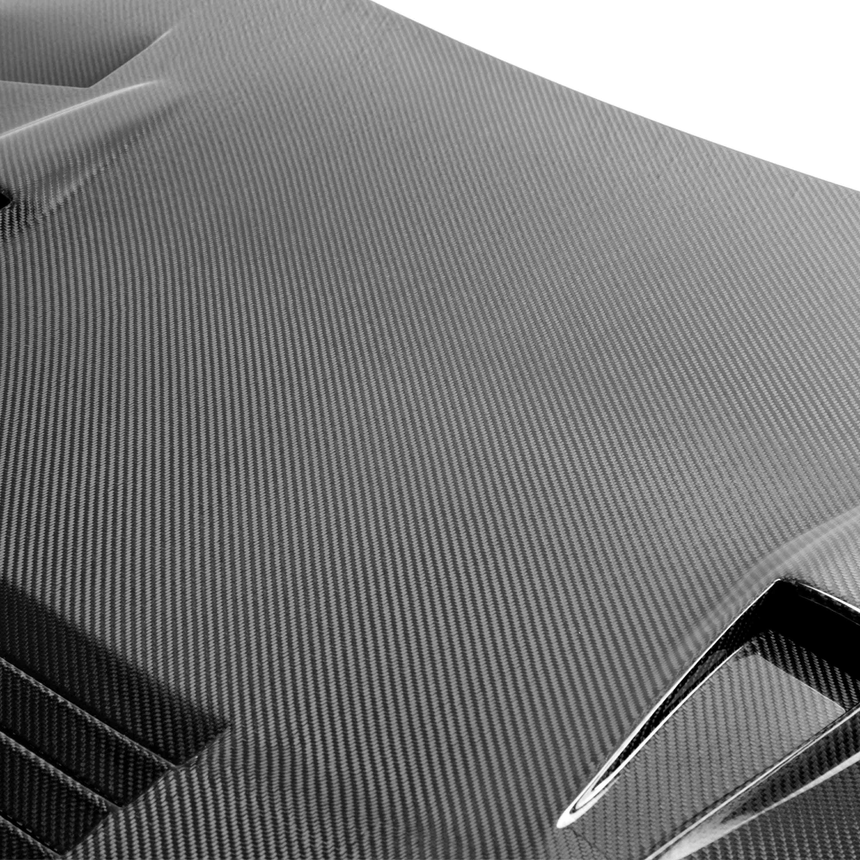 Seibon GTII-Style Carbon Fiber Hood (09-16 GT-R)