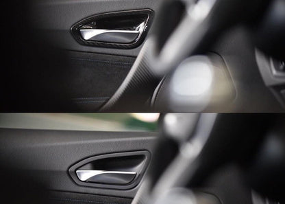 Juego de molduras interiores de carbono seco para manijas de puerta AutoTecknic - F87 M2 | F22 Serie 2 | F20 Serie 1