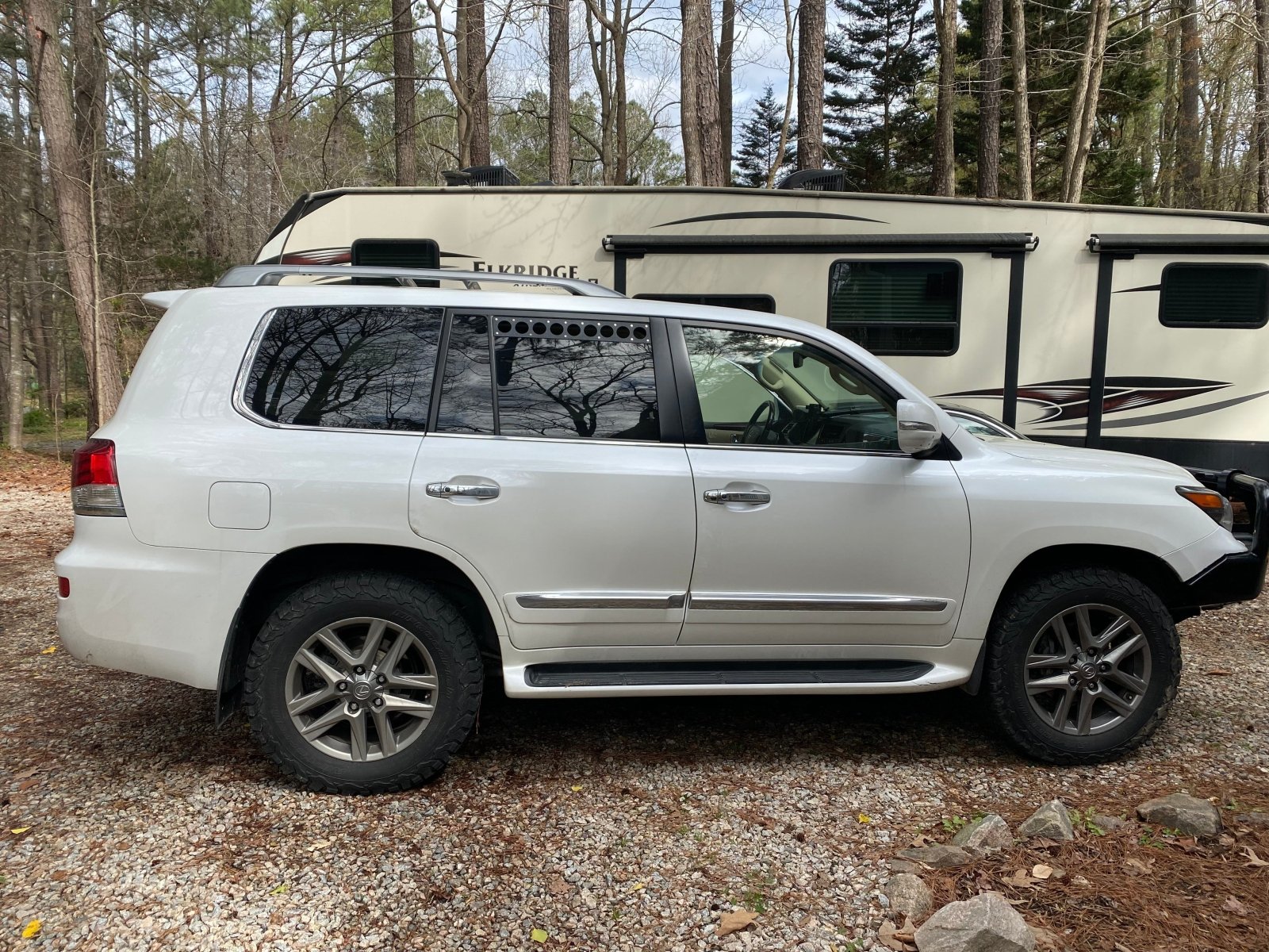 Visual Autowerks Toyota LC200/Lexus LX570 Window Vents - 5